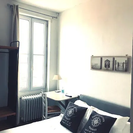 2 Etoiles Et Restaurant Le Galet Bleu 酒店