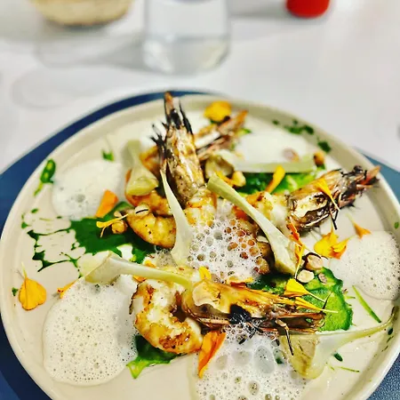 Отель 2 Etoiles Et Restaurant Le Galet Bleu