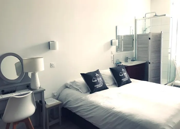 2 Etoiles Et Restaurant Le Galet Bleu