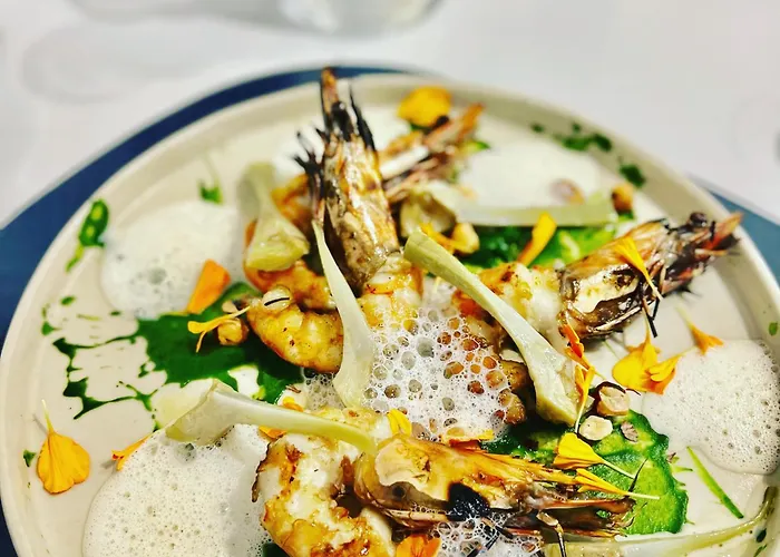 Hotel 2 Etoiles Et Restaurant Le Galet Bleu